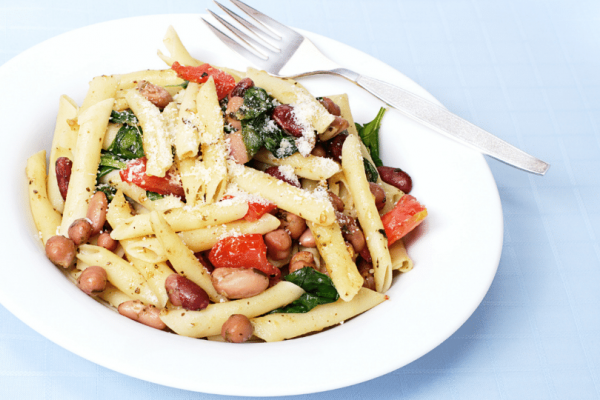 GREEK SPINACH PASTA SALAD WITH FETA AND BEANS