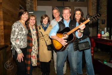 Guitar auction winner