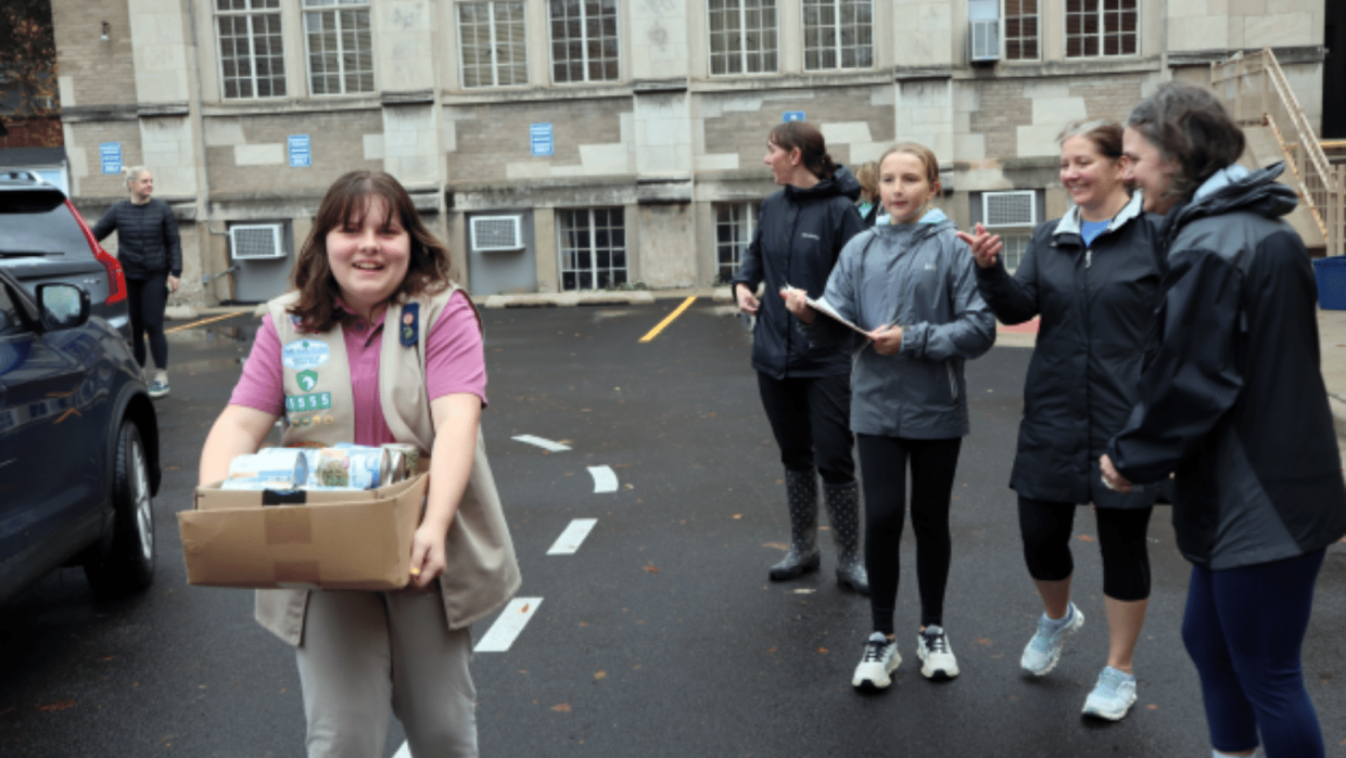 Girl Scout Carrying box