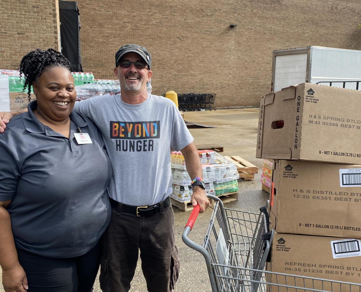 Bob with a dock manager from Jewel-Osco