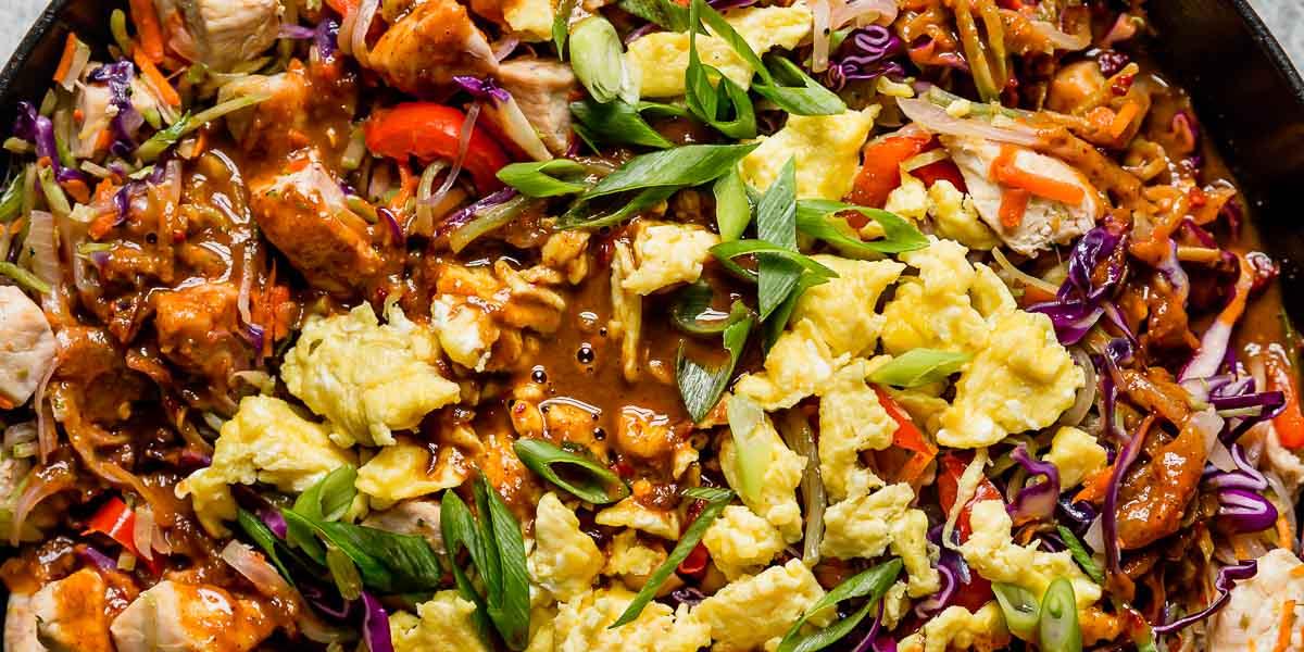 Thai street style chicken skillet