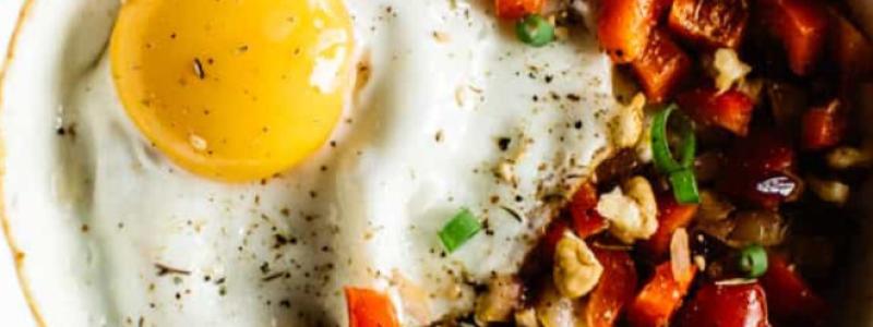 savory oatmeal with cheddar and fried egg