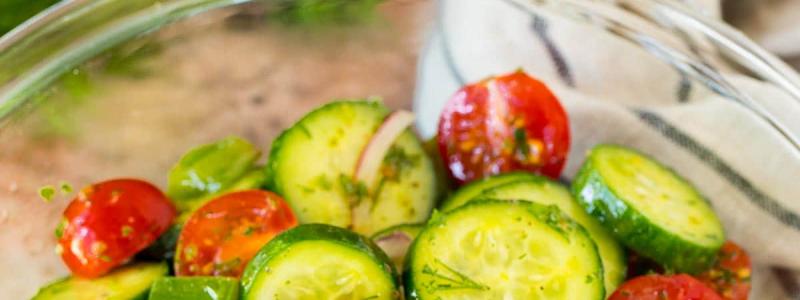 cucumber tomato red onion bell pepper parsely