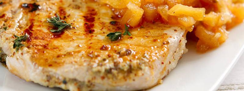 Pork with applesauce