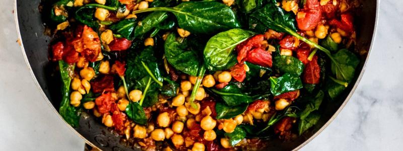 chickpeas spinach onion celery tomatoes