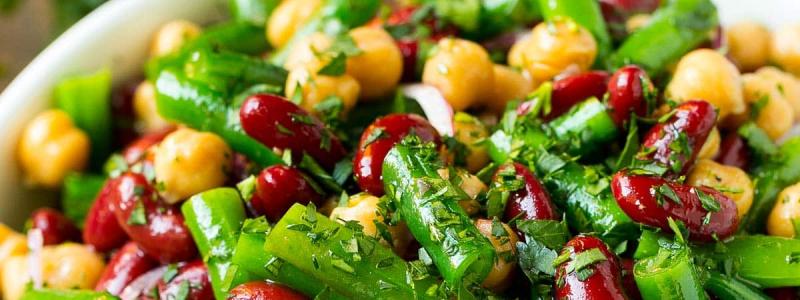 kidney beans green beans cannellini beans onion parsley