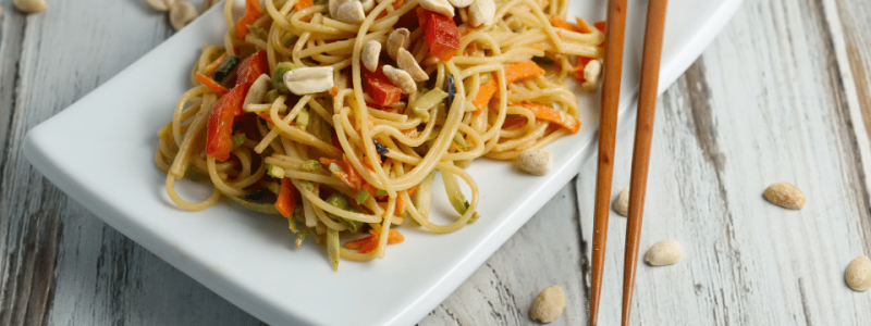 peanut noodles with veggies