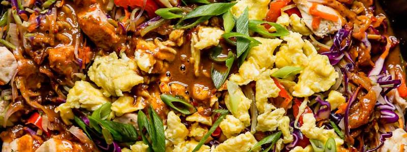 Thai street style chicken skillet