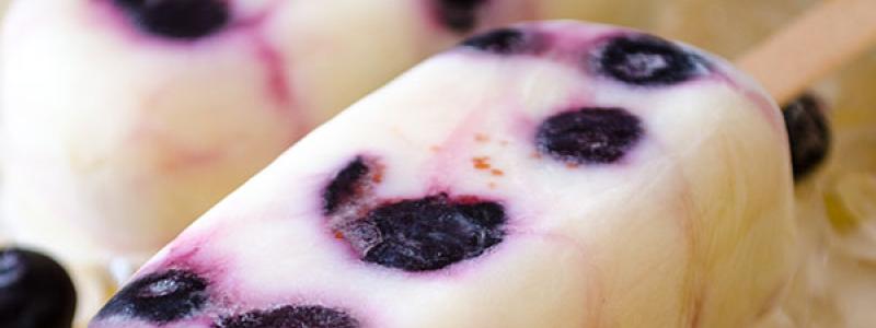 Greek yogurt honey fresh berries