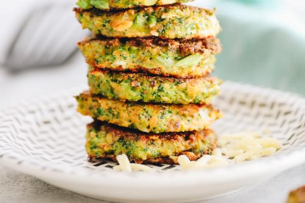 Broccoli cheddar croquettes