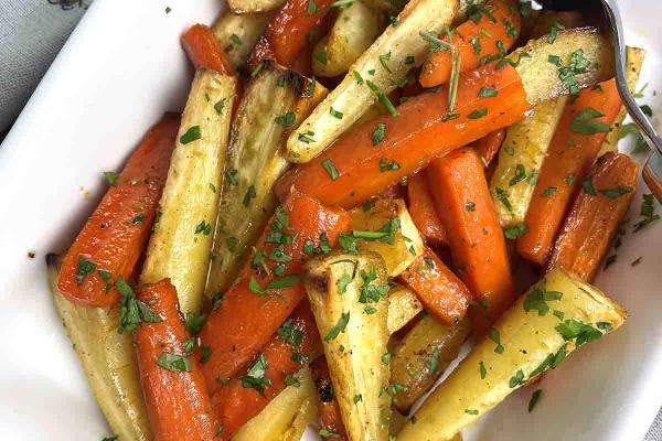 carrots parsnips oil rosemary sage