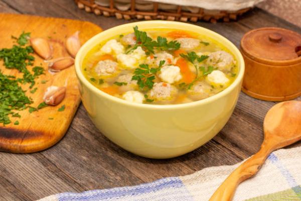 Chicken and Dumplings Soup
