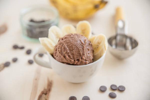 chocolate banana ice cream