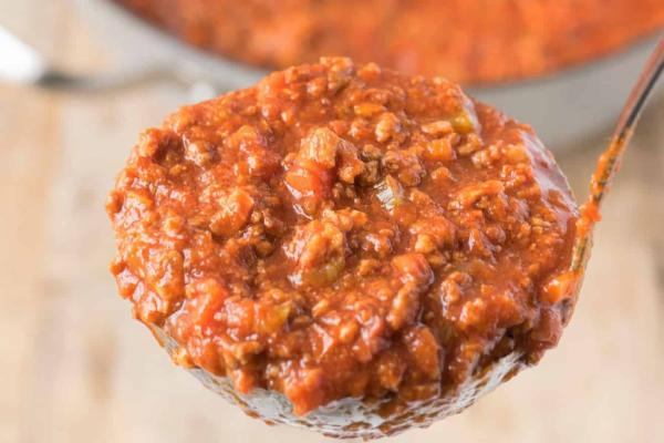 tomatoes ground meat onion carrots