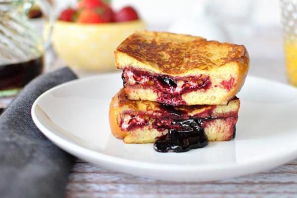 thick bread jam peanut butter