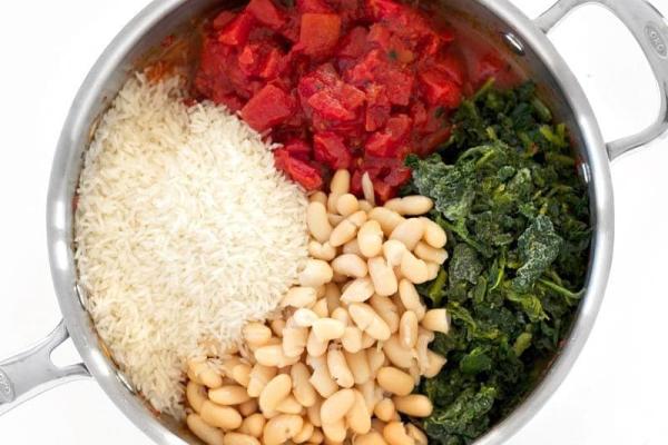 rice, cannellini beans, spinach, tomatoes